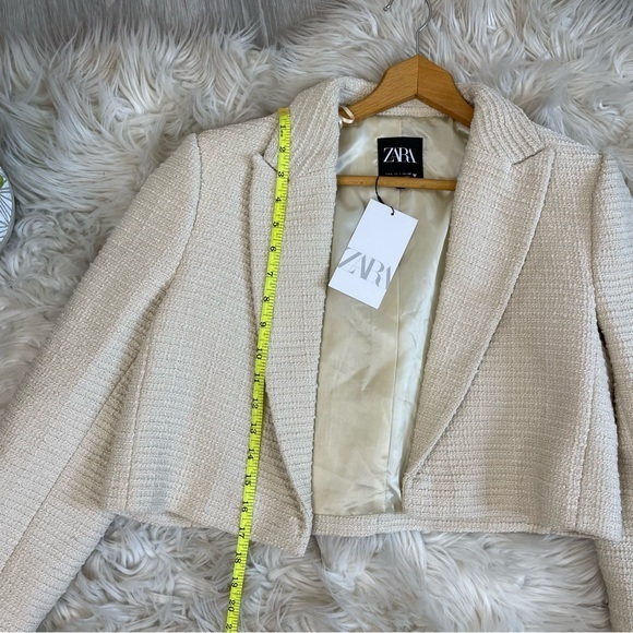Zara‎ Cropped Textured Blazer Biscuit Blogger’s Favorite - Picture 9 of 12